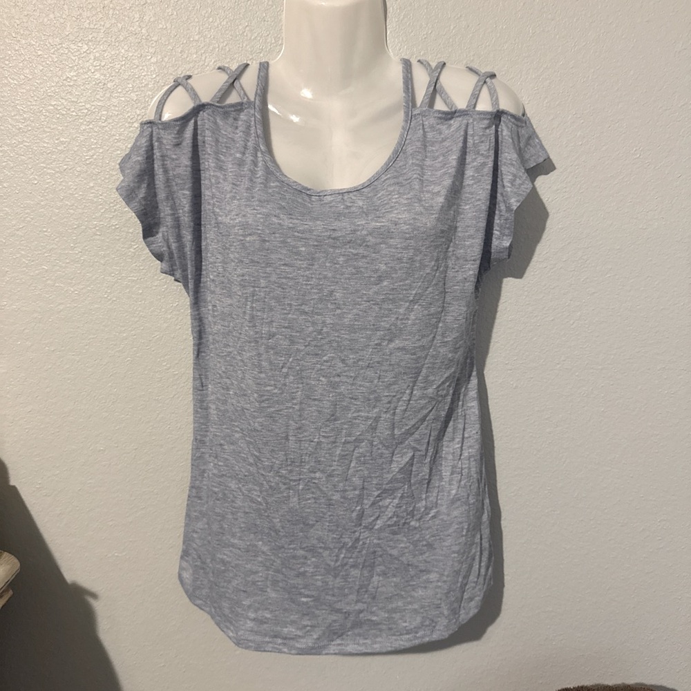 NWT Ladies Cold shoulder Top